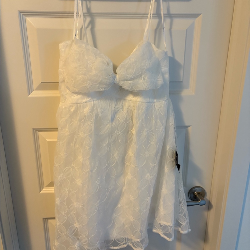 Lulu's White Dress